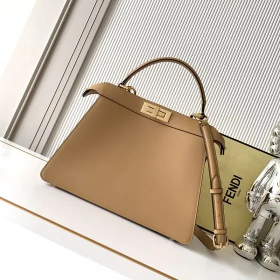 Fendi Peekaboo Beige 33x22x14cm shoulder bag 1 1 Replica