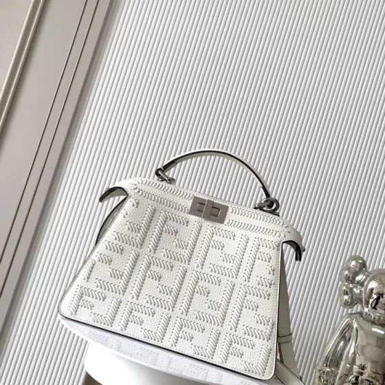 Fendi Peekaboo White 33x22x14cm shoulder bag Top Quality Replica