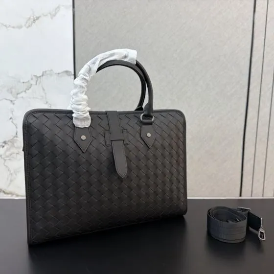 Bottega Veneta Black Intrecciato leather work Top Quality Replica