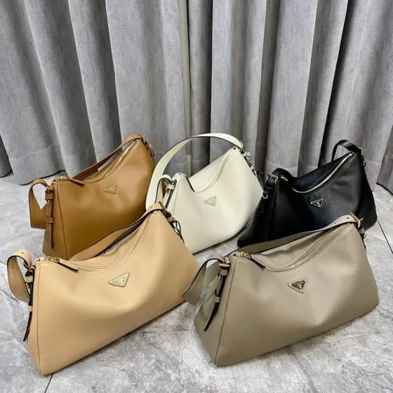 Prada Black 40x30x16cm shoulder bag 1 1 Replica