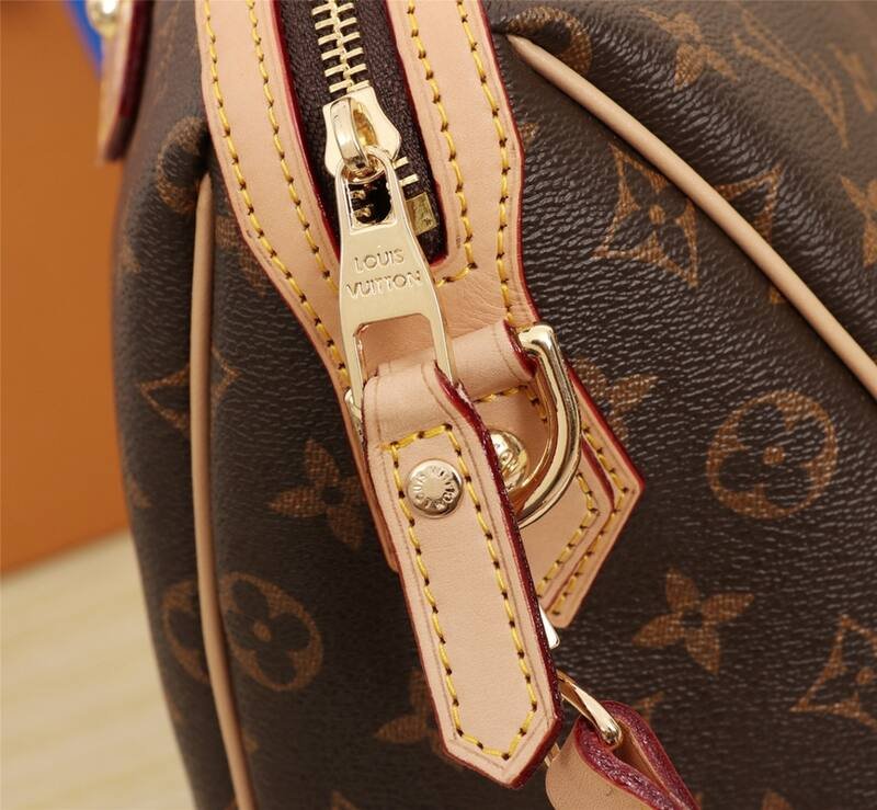 Louis Vuitton Retiro Monogram 33 x shoulder — 1:1 Replica