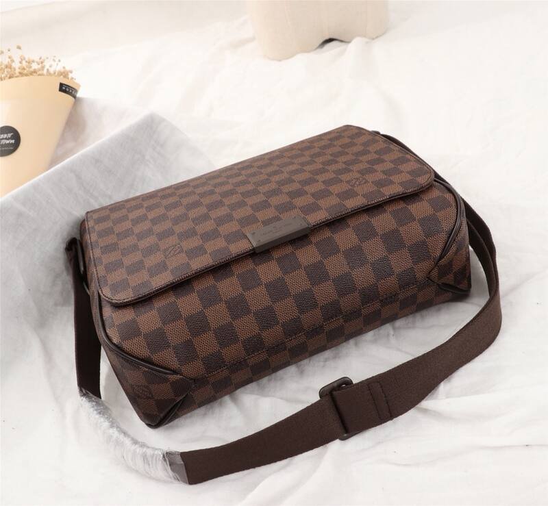 Louis Vuitton Damier Ebene 33x27x9cm crossbody — AAA Quality Replica