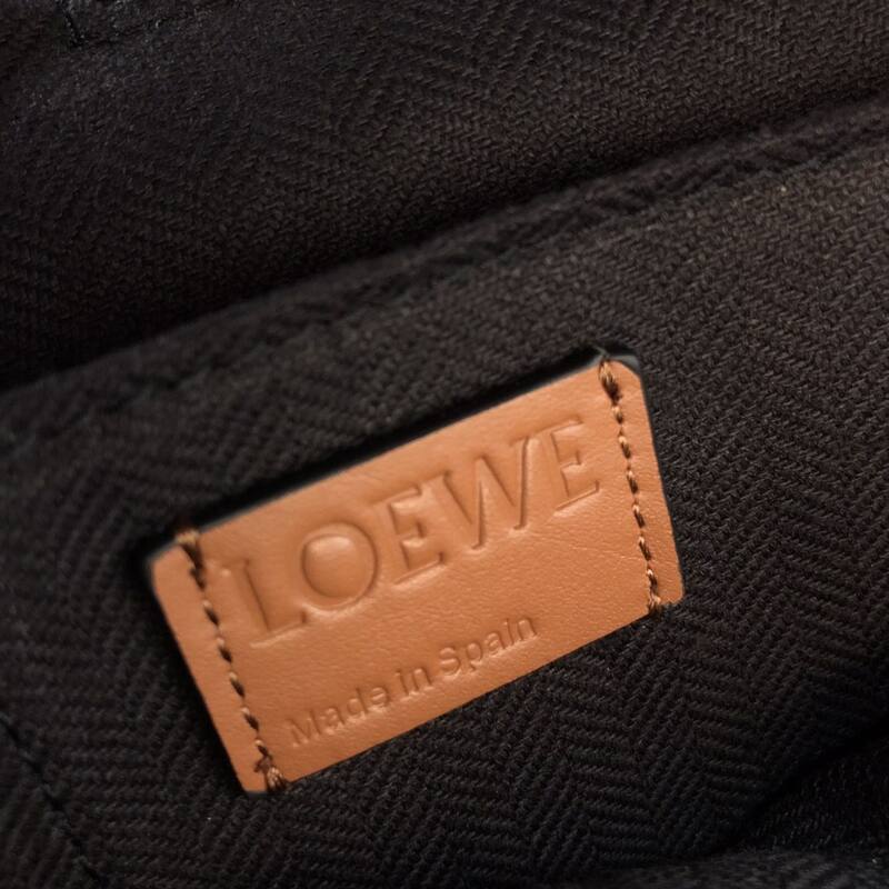 Loewe shoulder bag — AAA Quality Replica