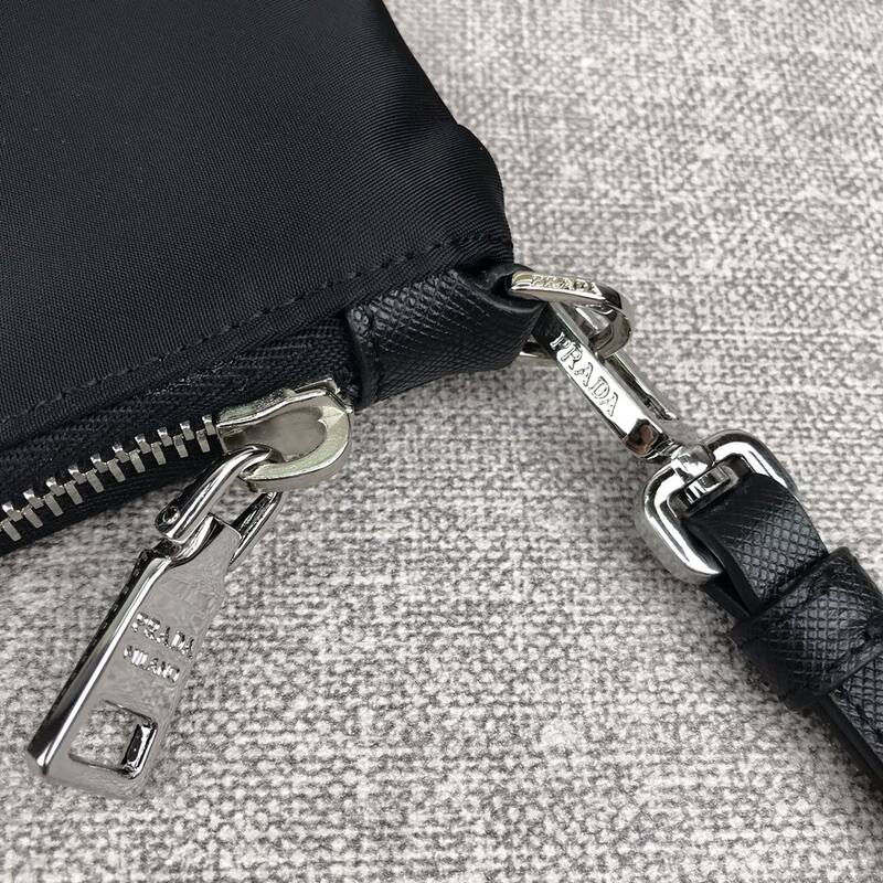 Prada Black shoulder bag — 1:1 Replica