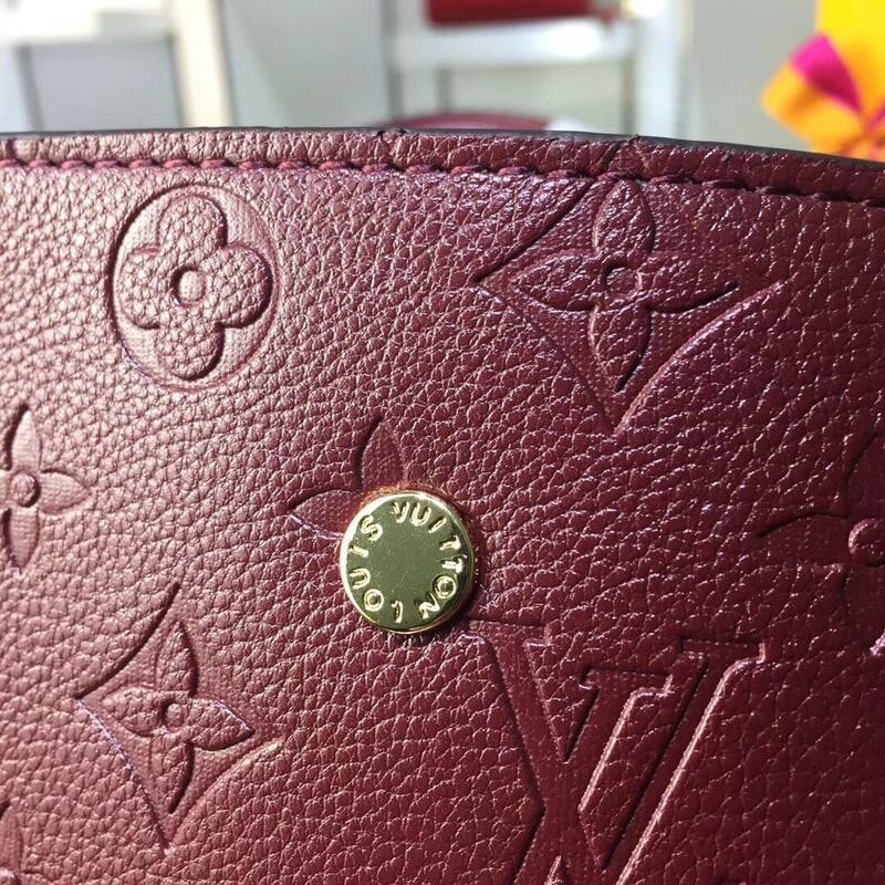 Louis Vuitton M41046 Monogram Empreinte Burgundy 33x23x15cm work — AAA Quality Replica