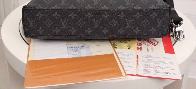 Louis Vuitton Eclipse Monogram Black 33x30x10cm work — AAA Quality Replica