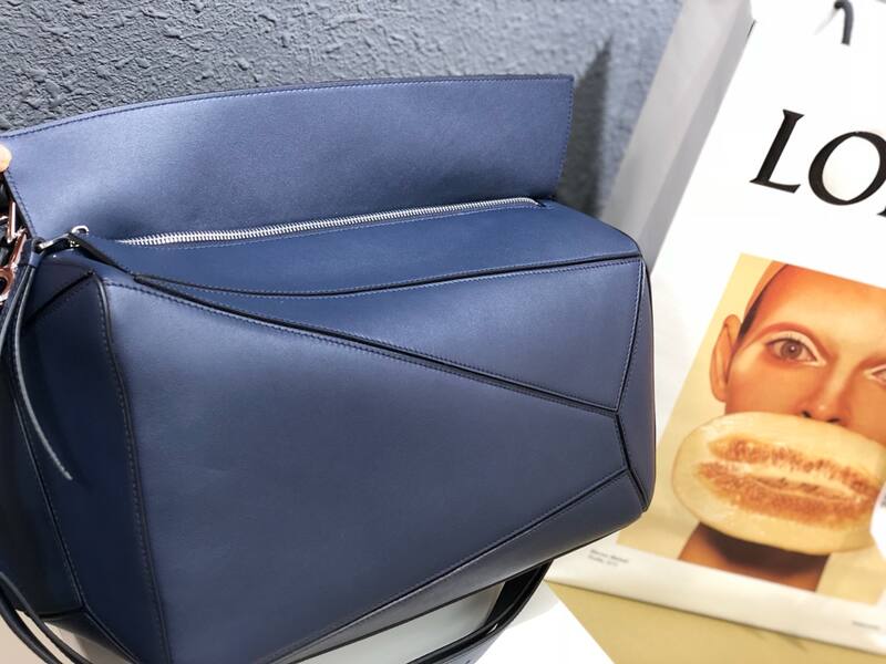 Loewe Blue 40x30x16cm shoulder bag — Premium Replica