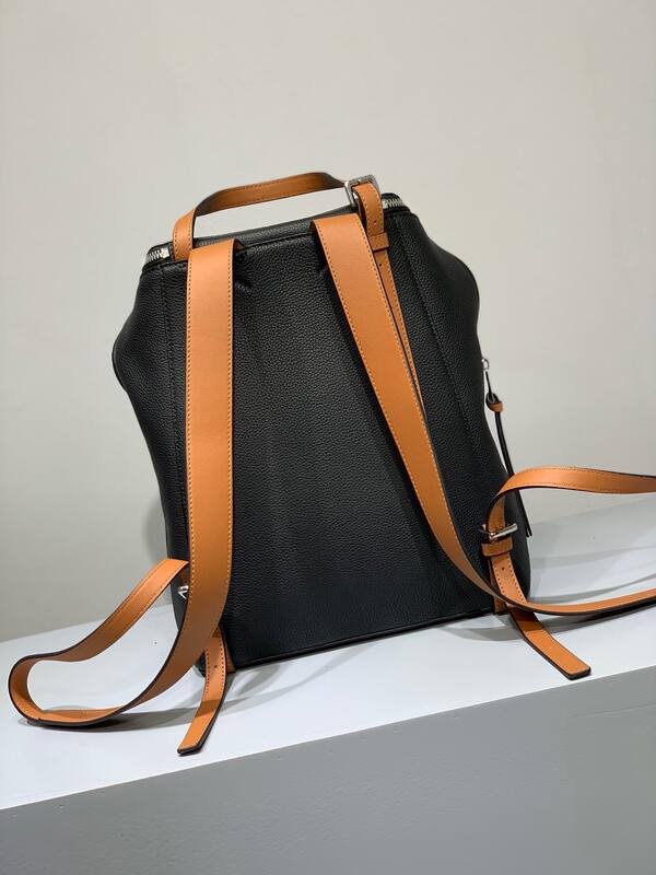 Loewe Calfskin 25x18x10cm shoulder bag — Premium Replica