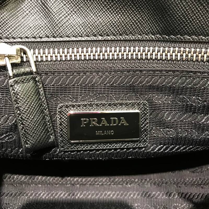Prada Black shoulder bag — 1:1 Replica