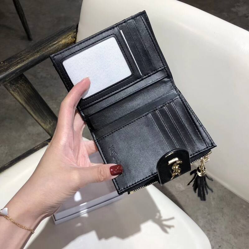 Yves Saint Laurent Black everyday — Top Quality Replica