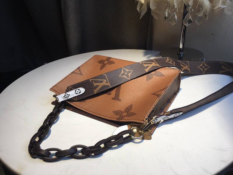 Louis Vuitton M47542 Monogram 25x20x5cm shoulder — AAA Quality Replica