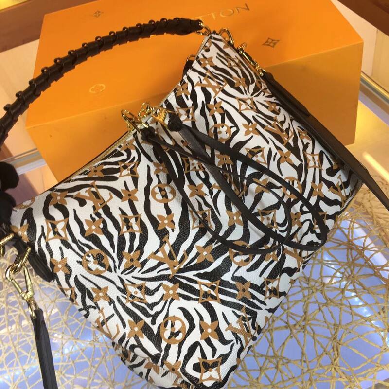Louis Vuitton M55090 White Monogram 25-21-15 shoulder — Top Quality Replica