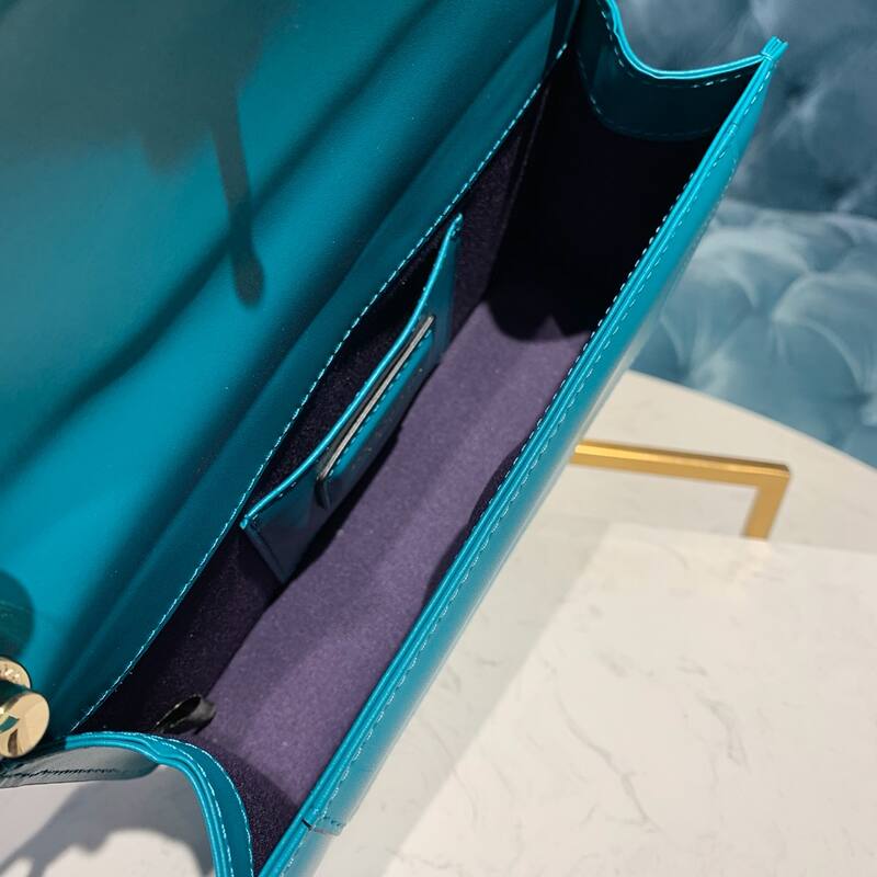 Bulgari shoulder bag — Premium Replica