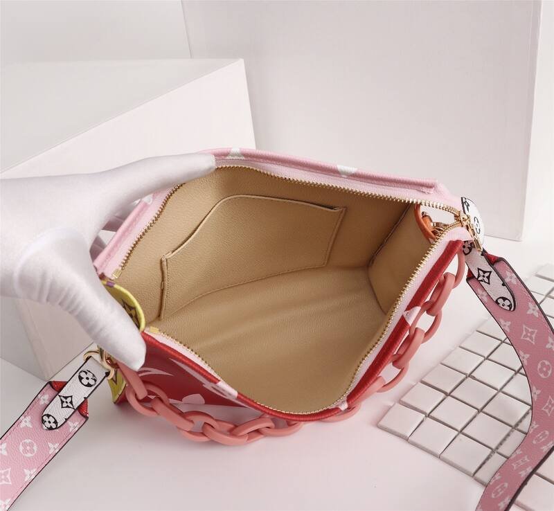 Louis Vuitton Red Pink Monogram 25x20x5cm shoulder — Premium Replica