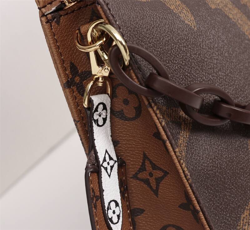 Louis Vuitton Monogram Brown W25H20D5 crossbody — 1:1 Replica