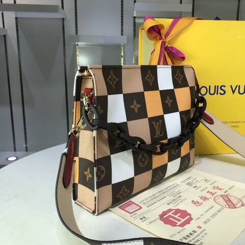 Louis Vuitton Damier checkerboard multicolor 25x20x5cm shoulder 1 1 Replica