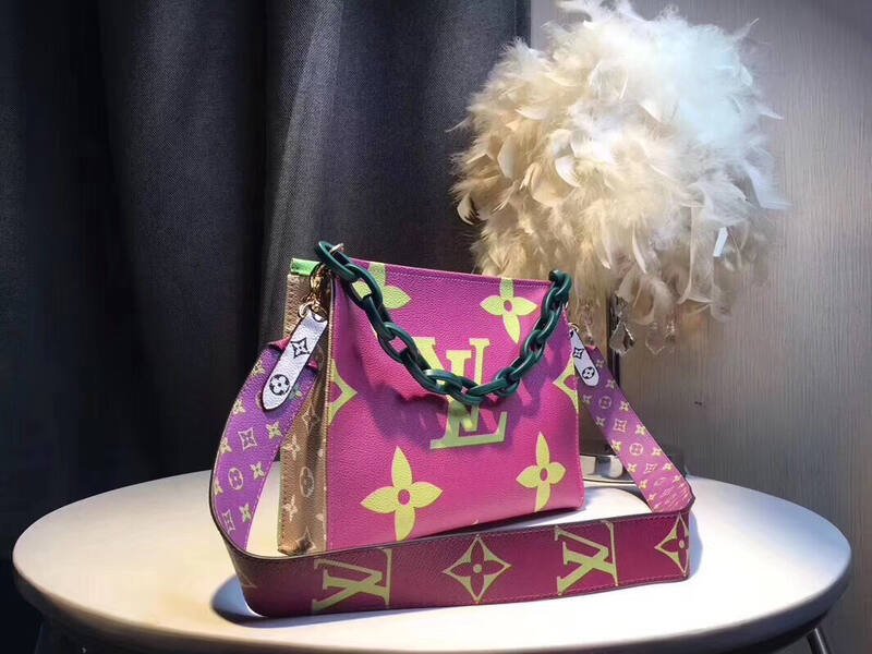 Louis Vuitton Pink Monogram 25x20x5cm shoulder — Top Quality Replica