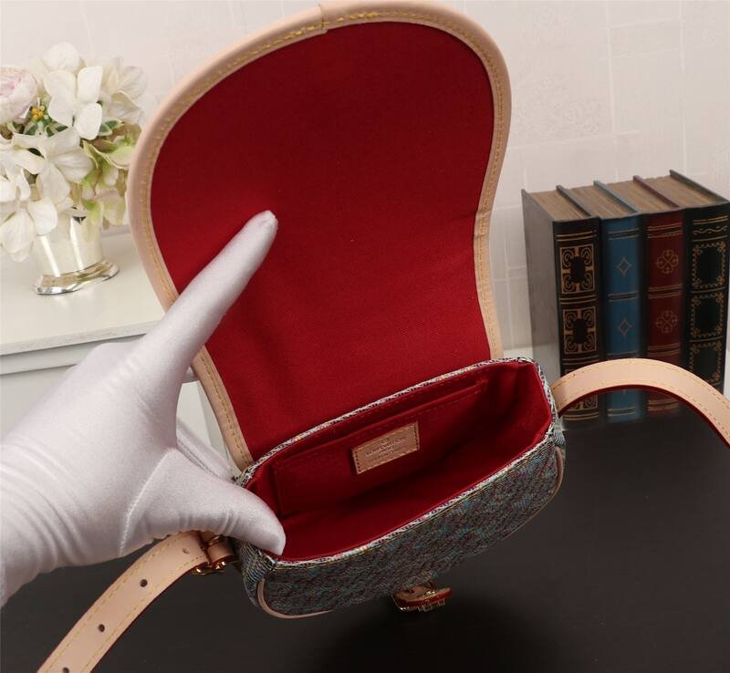 Louis Vuitton Monogram crossbody — 1:1 Replica