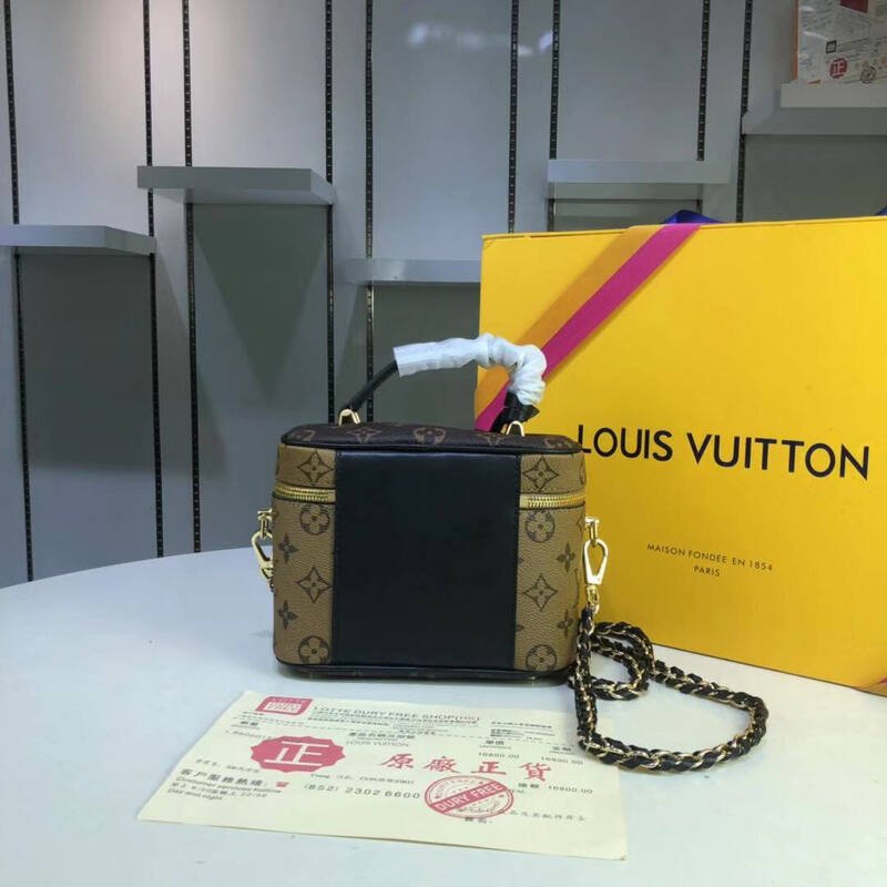 Louis Vuitton Vanity PM Reverse Monogram PM crossbody — Premium Replica