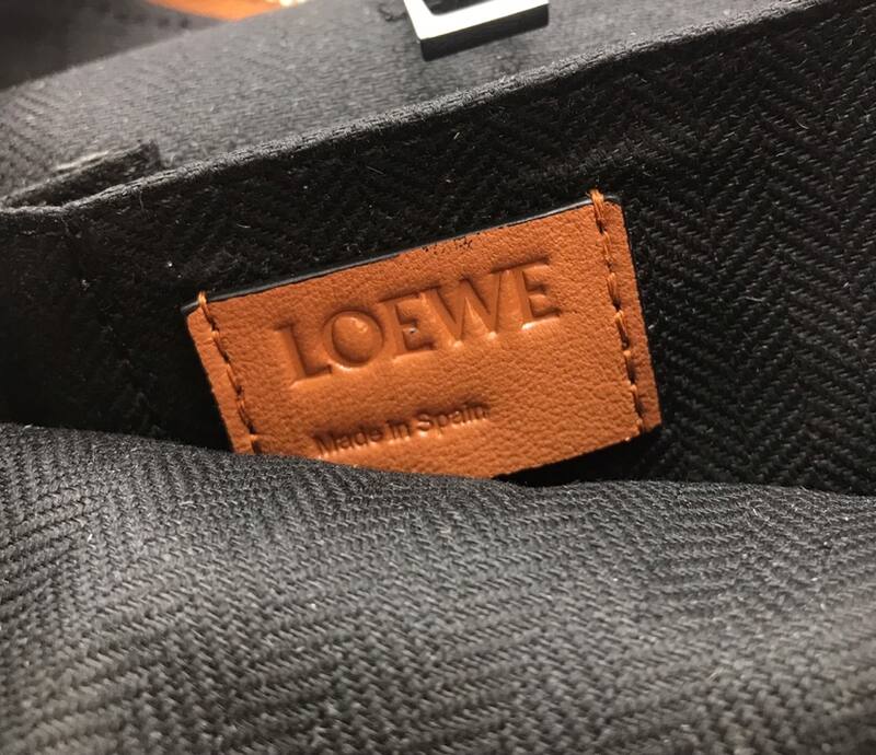 Loewe Tan smooth leather 37x41x15cm backpack — AAA Quality Replica