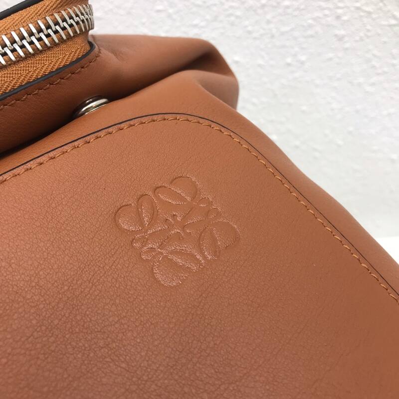 Loewe Tan smooth leather 37x41x15cm backpack — AAA Quality Replica