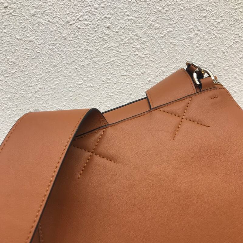 Loewe Tan smooth leather 37x41x15cm backpack — AAA Quality Replica