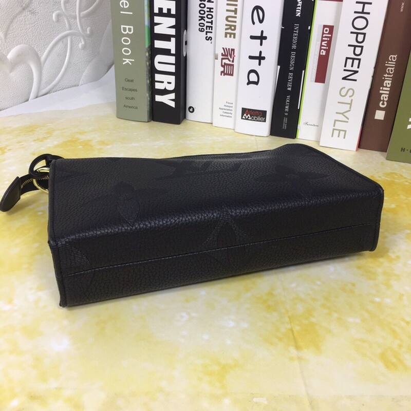 Louis Vuitton M47542 Black Monogram Empreinte 25-20-5cm crossbody — 1:1 Replica