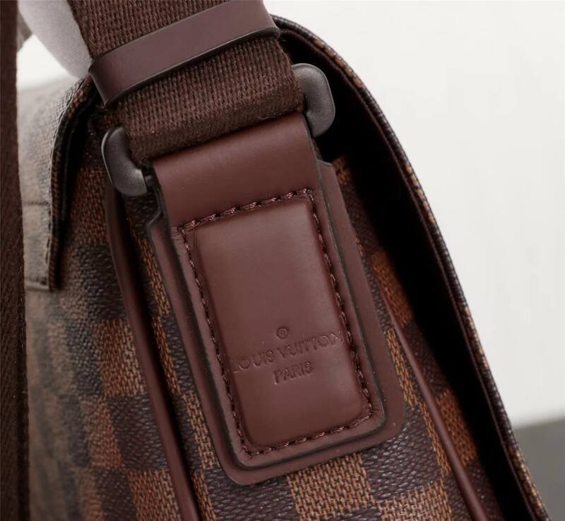 Louis Vuitton Damier Ebene 27 23 8 crossbody — Premium Replica