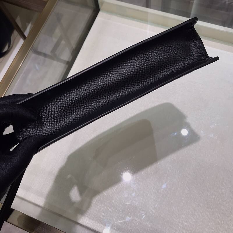 Prada Black shoulder bag — AAA Quality Replica