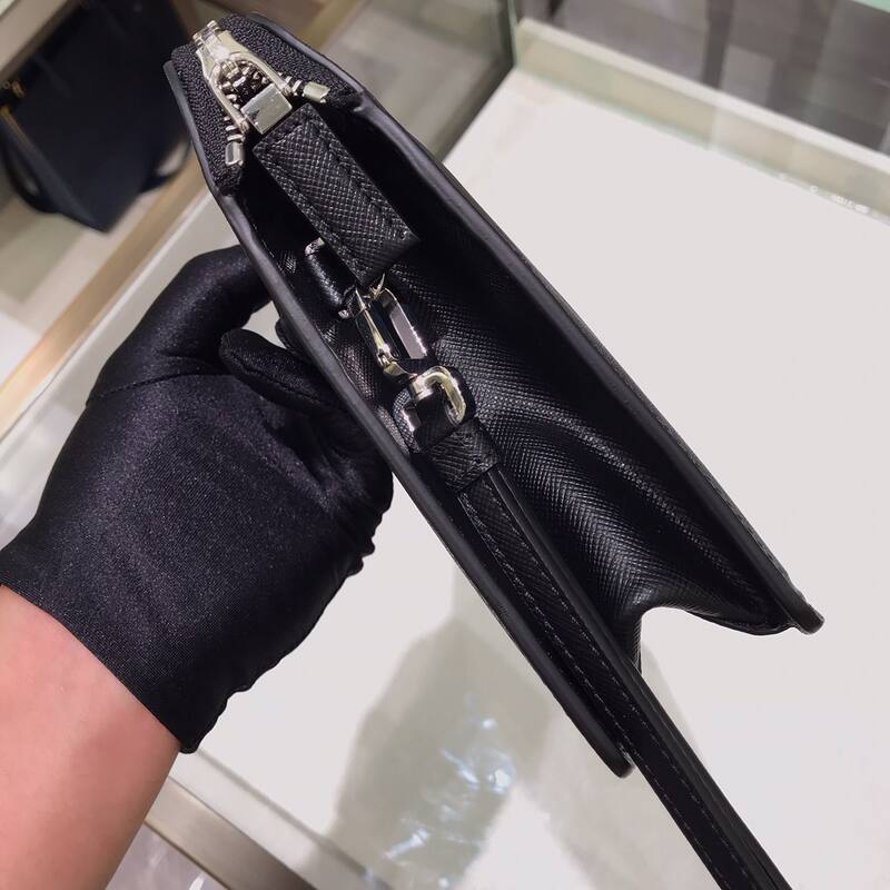Prada Black shoulder bag — AAA Quality Replica
