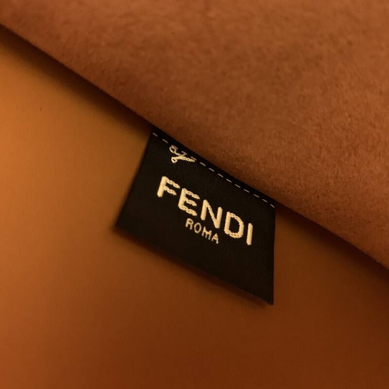 Fendi Brown 30x22x12cm shoulder bag — AAA Quality Replica