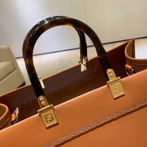 Fendi Brown 30x22x12cm shoulder bag AAA Quality Replica