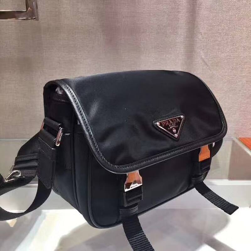 Prada Black shoulder bag — 1:1 Replica