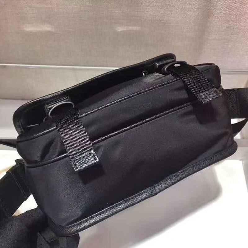Prada Black shoulder bag — 1:1 Replica