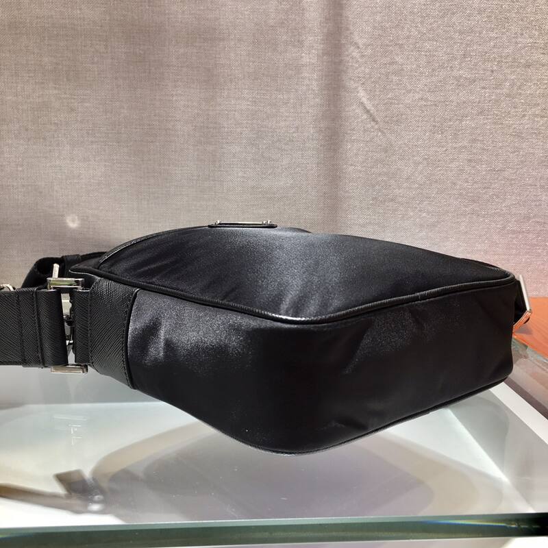 Prada Black shoulder bag — Premium Replica