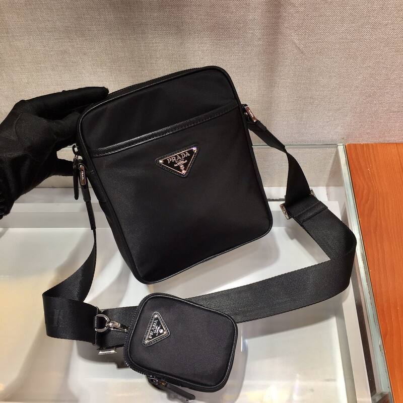 Prada Black shoulder bag — Premium Replica