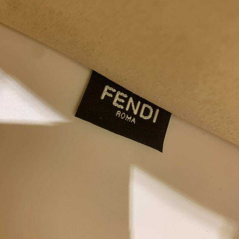 Fendi White 30x22x12cm shoulder bag — 1:1 Replica