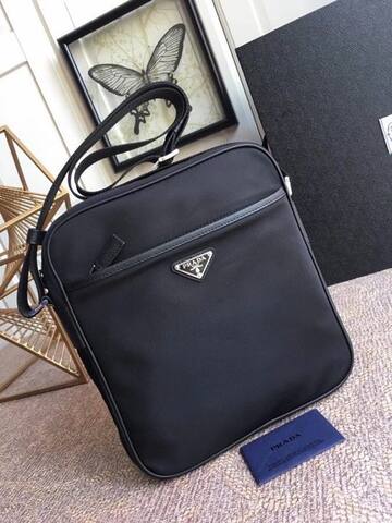 Prada Black shoulder bag 1 1 Replica