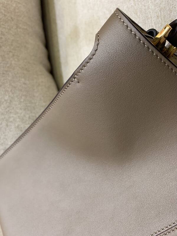 Fendi Peekaboo Monogram 33x22x14cm shoulder bag — AAA Quality Replica