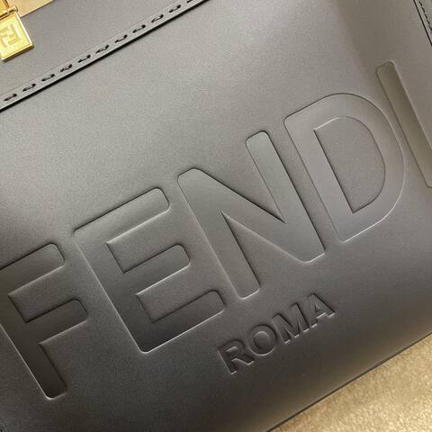 Fendi Black 30x22x12cm shoulder bag Top Quality Replica