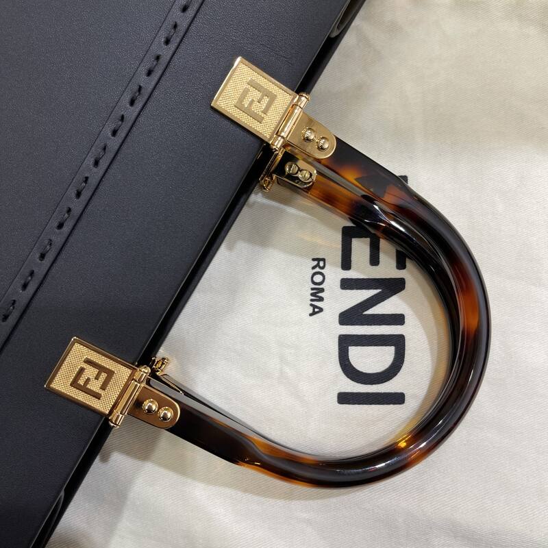 Fendi Black 30x22x12cm shoulder bag — Top Quality Replica