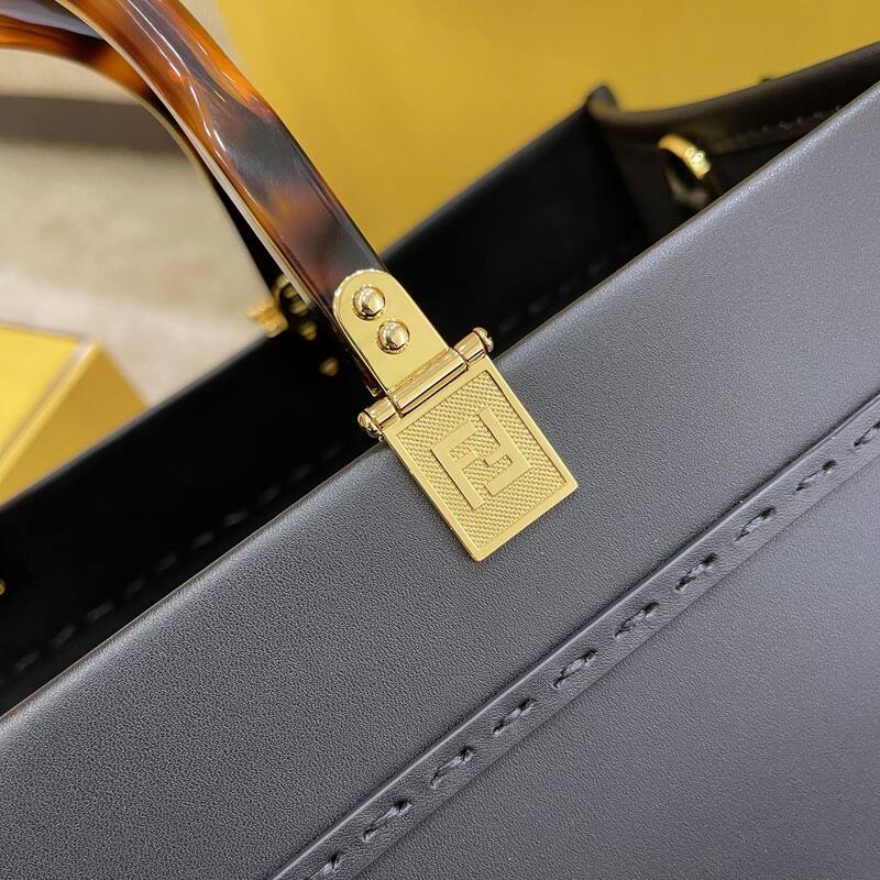 Fendi Black 30x22x12cm shoulder bag — Top Quality Replica