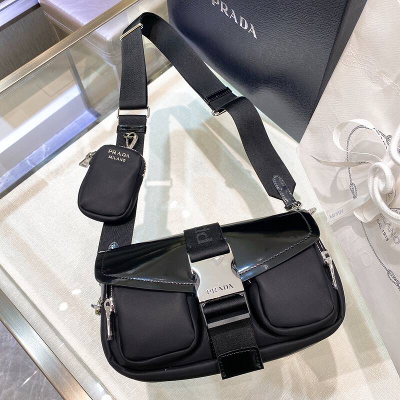 Prada Black shoulder bag — Top Quality Replica