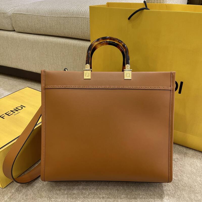 Fendi Brown 30x22x12cm shoulder bag — Premium Replica