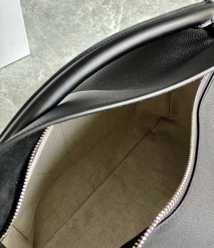 Loewe Black 40x30x16cm shoulder bag — Premium Replica