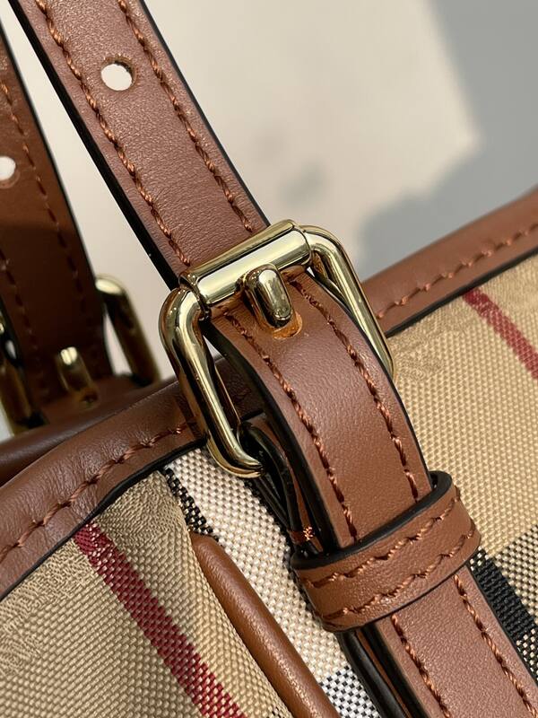 Burberry Brown shoulder bag — Top Quality Replica