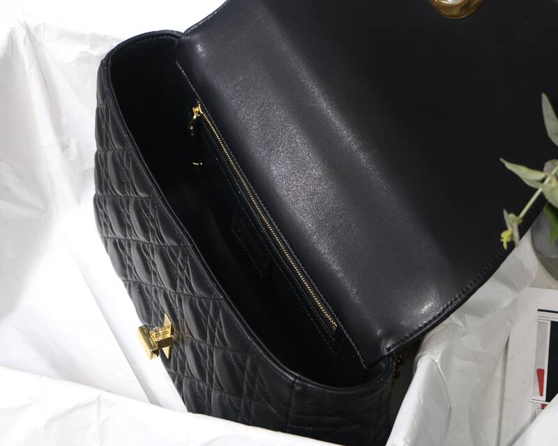 Dior Caro Black shoulder — Premium Replica