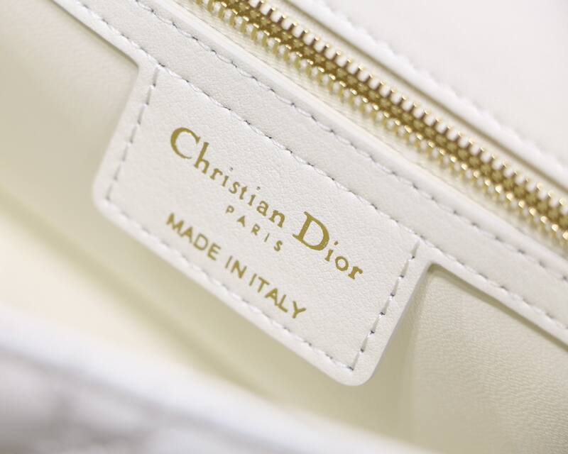 Dior Caro White crossbody — 1:1 Replica