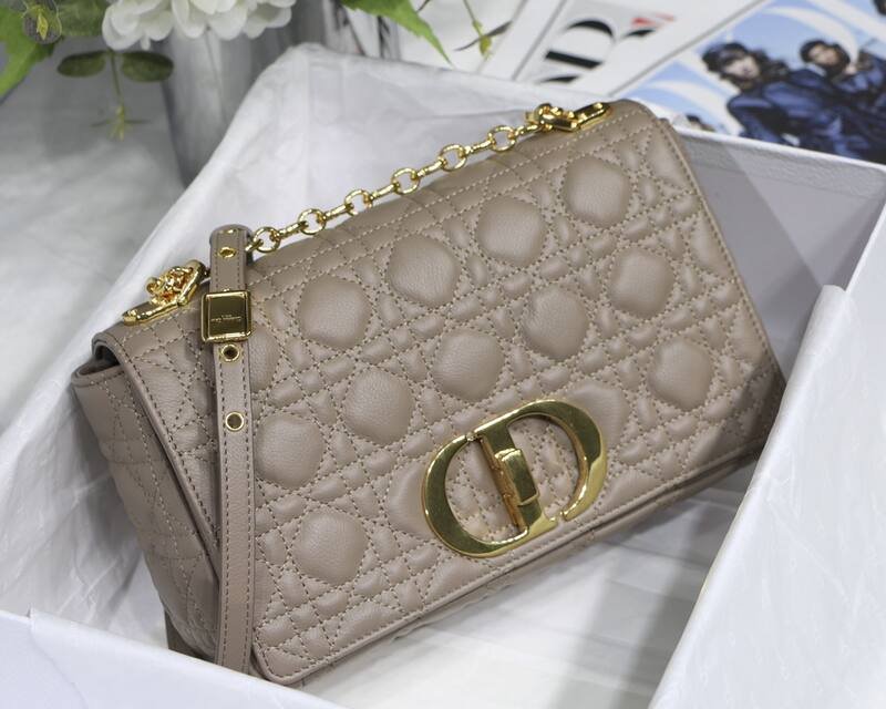 Dior 30 Montaigne Beige shoulder — Top Quality Replica