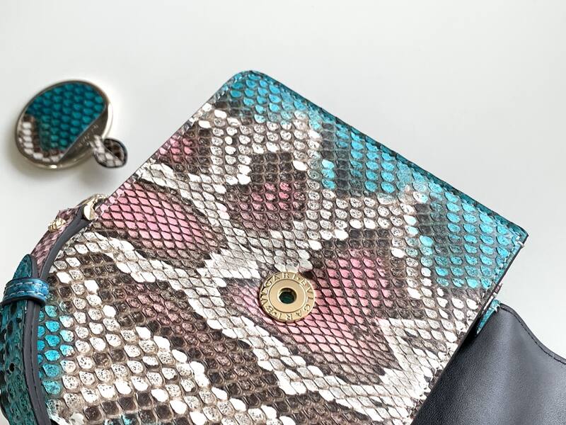 Bulgari shoulder bag — Premium Replica